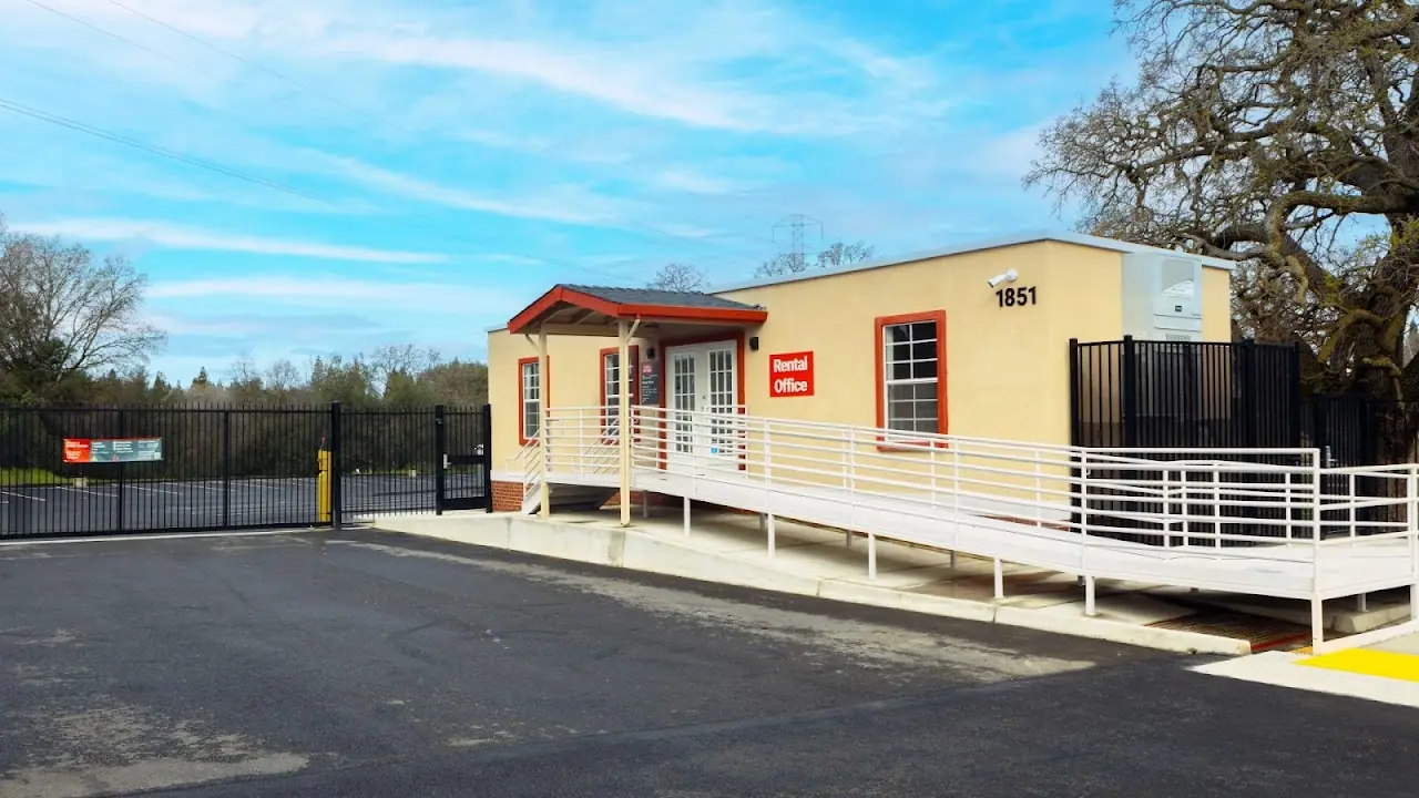 Public Storage, RV storage in Roseville