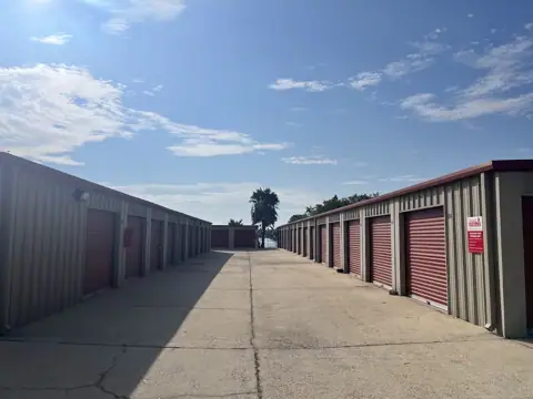 Slidell Lock Storage photo 3