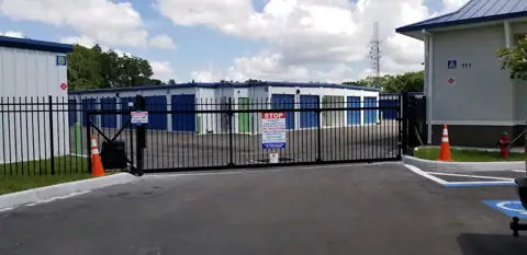 StoreRight Self Storage photo 2