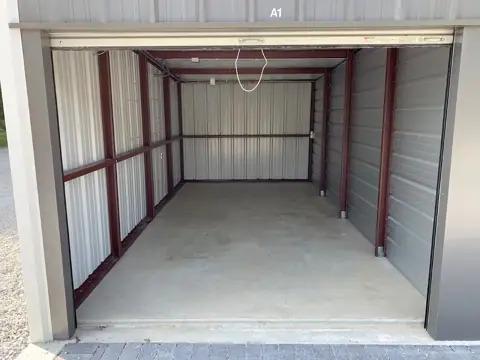 Macon Space Self Storage in Forsyth, IL
