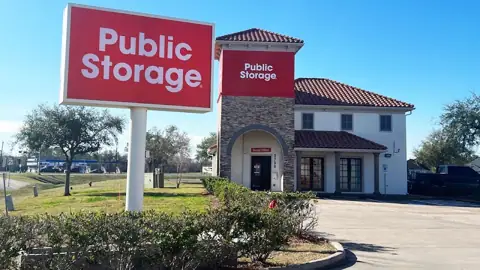 Public Storage in League City, TX