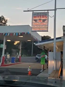 MYERS MINI MART in Springville, TN