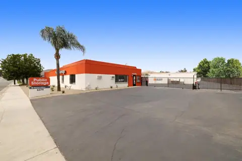 Public Storage photo 2
