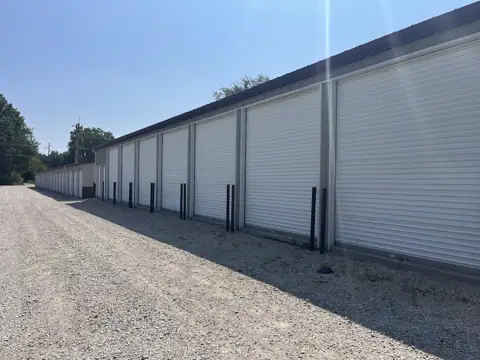 American Way Storage in Taylorville, IL