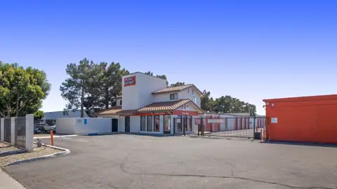 Public Storage in Santa Ana, CA