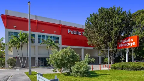 Public Storage in Miami Gardens, FL