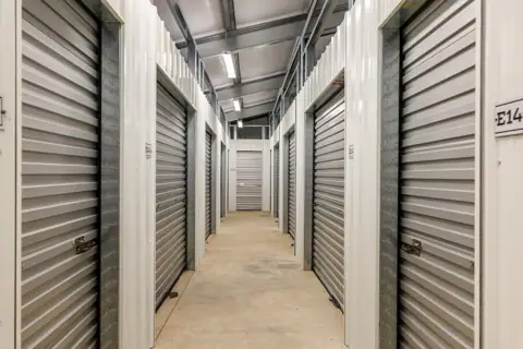 Small Town Storage in Aurora, OR