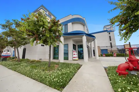 US Storage Centers in Torrance, CA