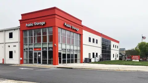 Public Storage in Falls Church, VA