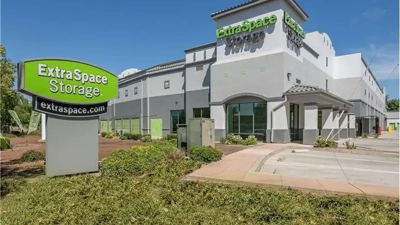 Extra Space Storage, RV storage in Sacramento