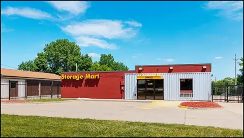 StorageMart in Johnston, IA