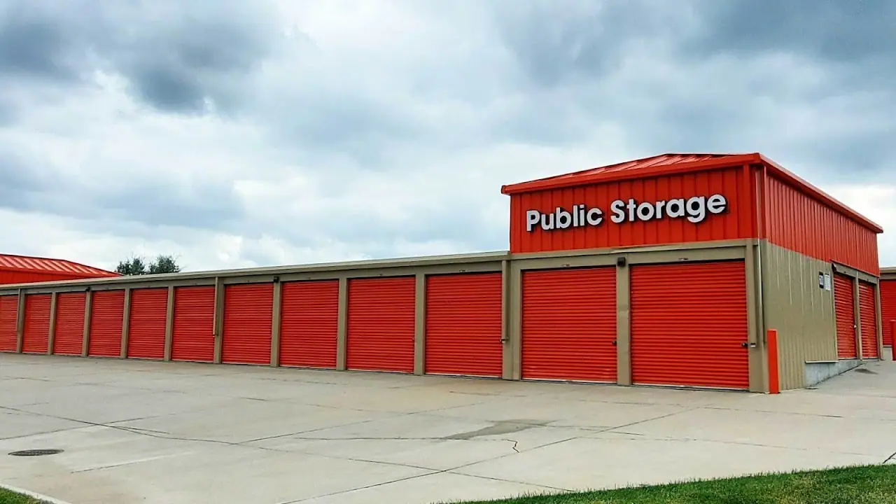 Public Storage, RV storage in Omaha