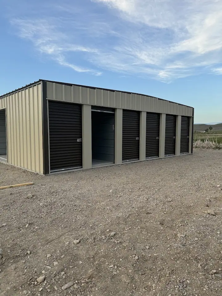 Smith Creek Storage, RV storage in Lander