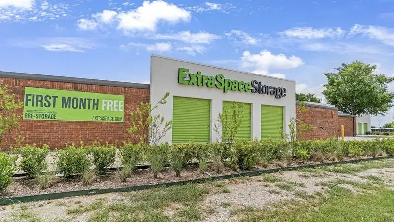 Extra Space Storage, RV storage in Arlington