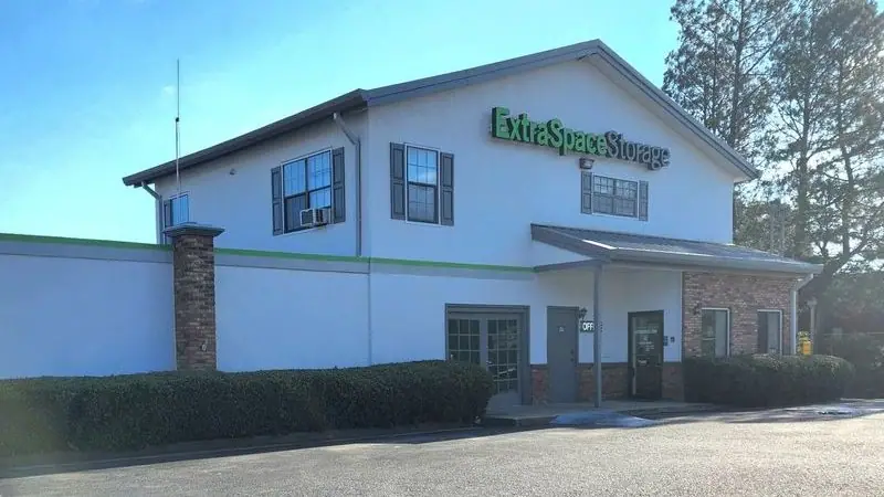 Extra Space Storage, RV storage in Stockbridge