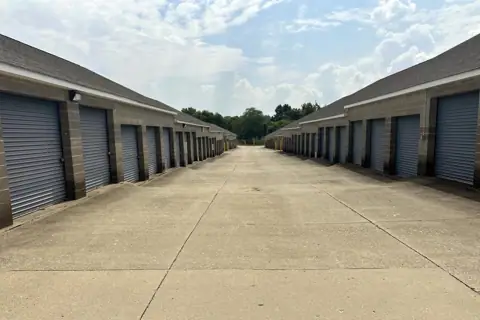 Public Storage photo 2