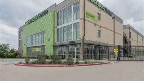Extra Space Storage in Fort Worth, TX