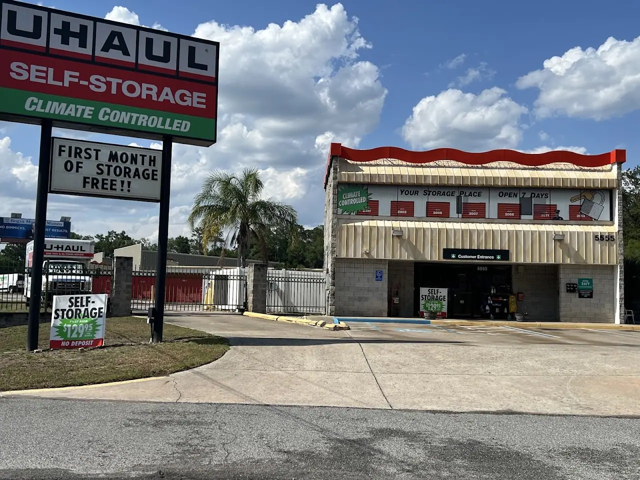 Self-Storage at U-Haul, RV storage in Ocala