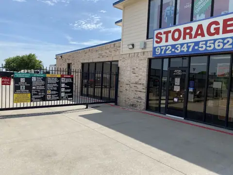 Self-Storage at U-Haul in Aubrey, TX