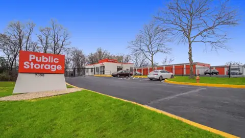 Public Storage photo 2