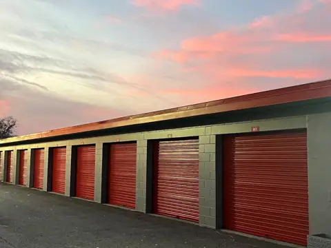 Leesburg 44 Storage in Leesburg, FL