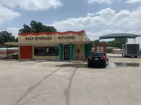Self-Storage at U-Haul in Waco, TX