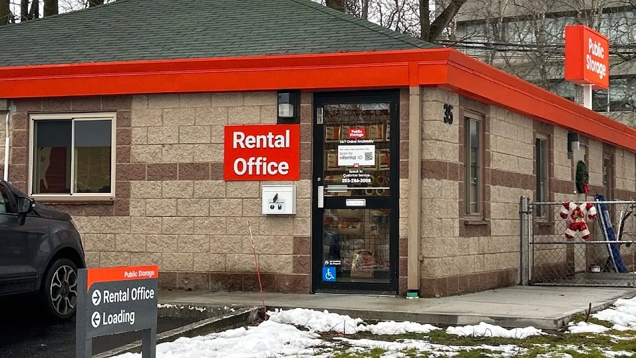 Public Storage, RV storage in Norwalk