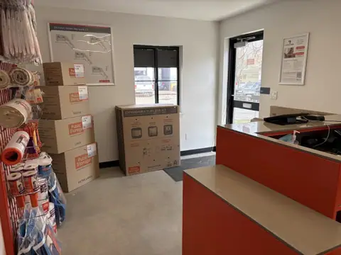 Public Storage photo 2