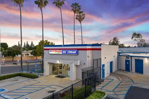 US Storage Centers in Mission Hills, CA