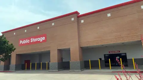 Public Storage in Benbrook, TX