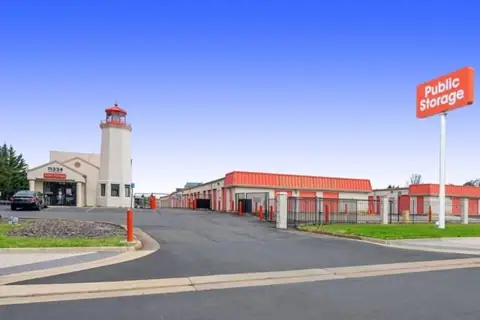 Public Storage photo 2