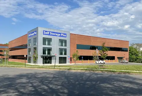 Self Storage Plus in Alexandria, VA