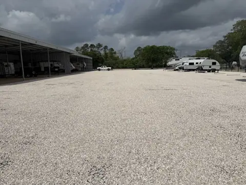 Storage 36 -- RV & Boat Storage in Alvin, TX