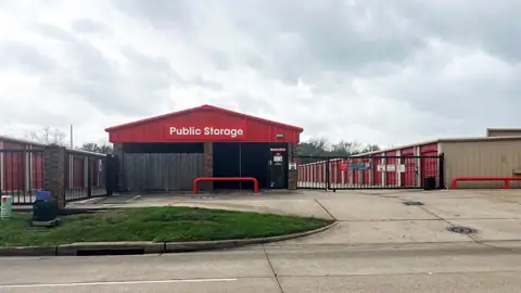 Public Storage photo 2