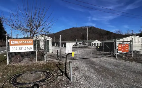 Mini Mall Storage in Elkview, WV