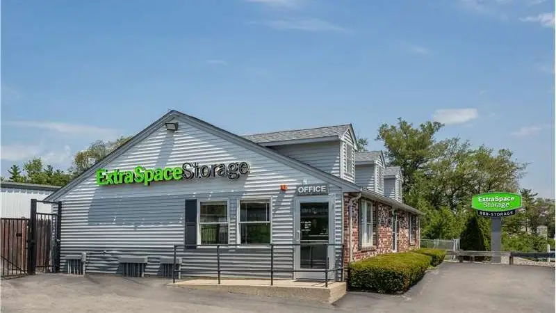 Extra Space Storage, RV storage in North Oxford