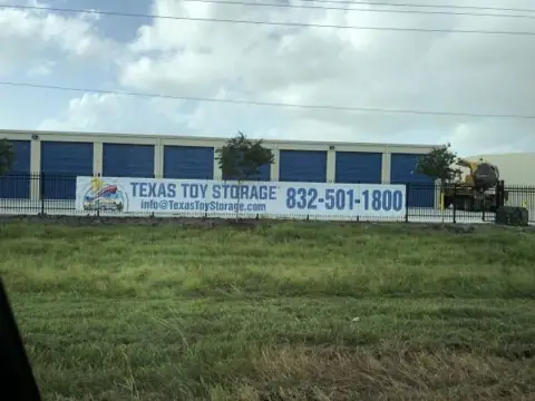Texas Toy Storage in Santa Fe, TX