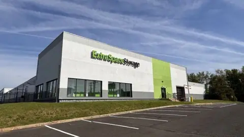 Extra Space Storage in Warminster, PA