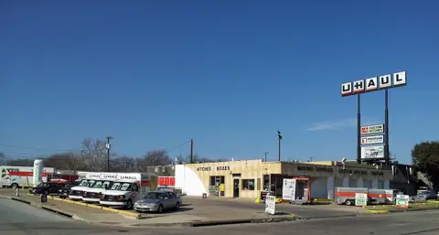 Self-Storage at U-Haul in Fort Worth, TX