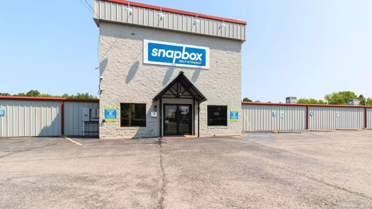 Snapbox Self-Storage, RV storage in Rogers