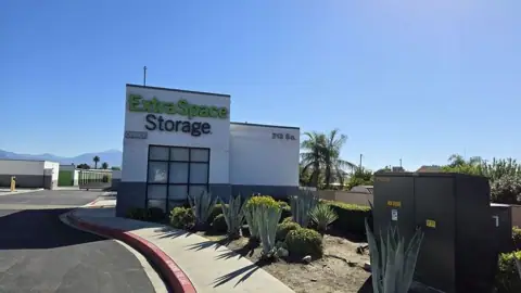 Extra Space Storage in Rialto, CA