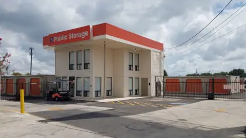 Public Storage in San Antonio, TX