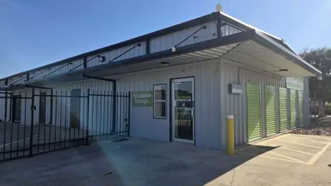 Extra Space Storage in Converse, TX
