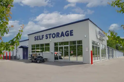 Midgard Self Storage in Castle Hayne, NC