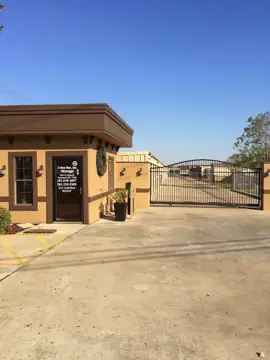 BriteLock Storage Pearland in Pearland, TX