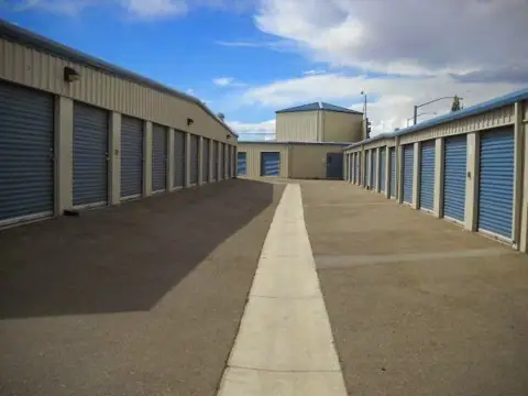 Storelocal Storage in Lancaster, CA