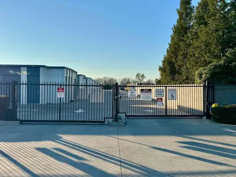 Plumas Lake Self Storage in Plumas Lake, CA