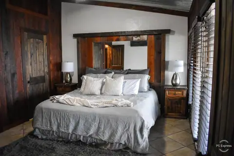 Summers' Place photo 3