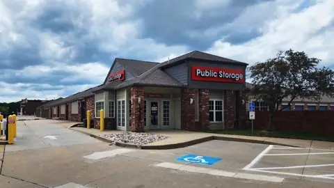 Public Storage in Lenexa, KS