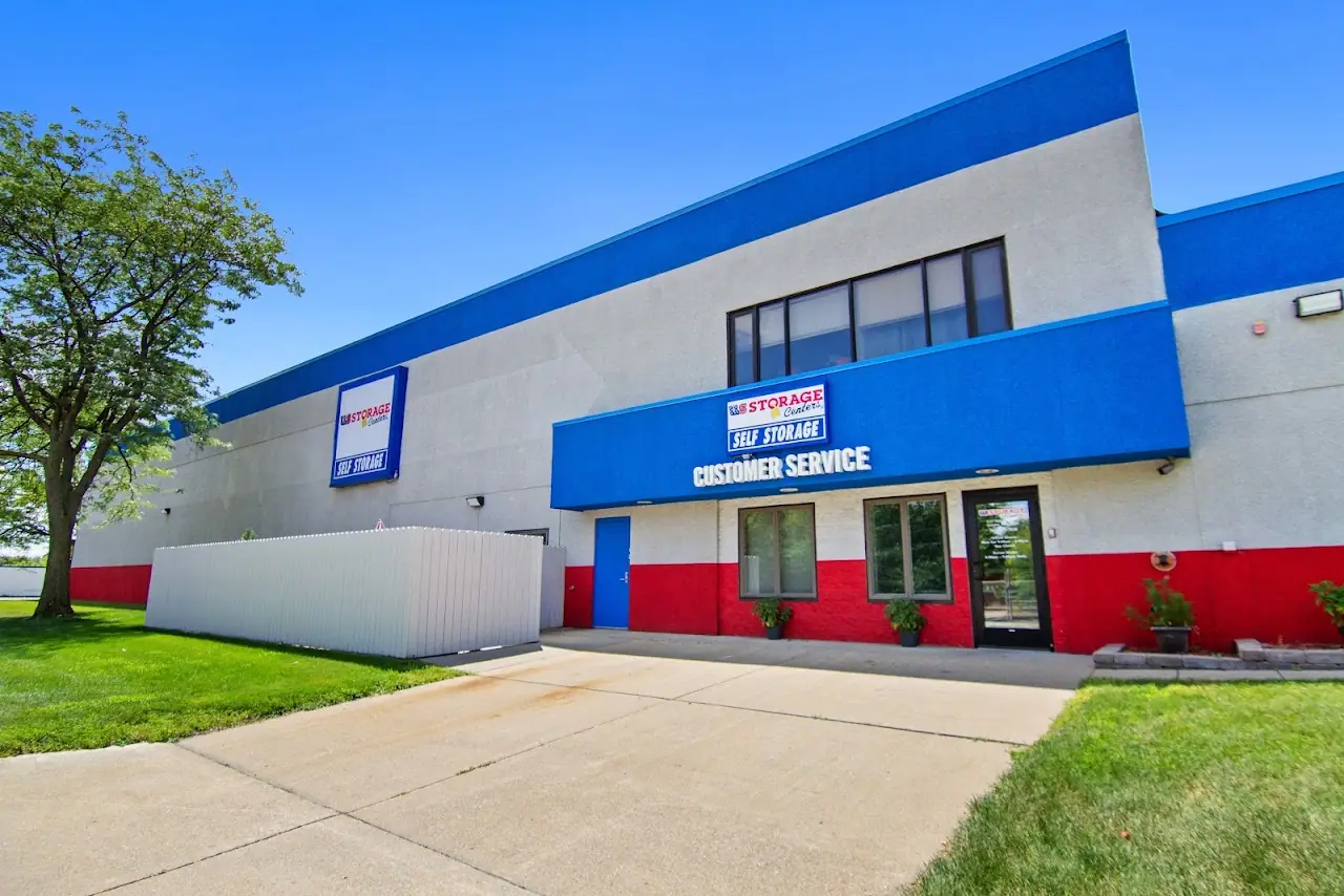 US Storage Centers, RV storage in Crystal